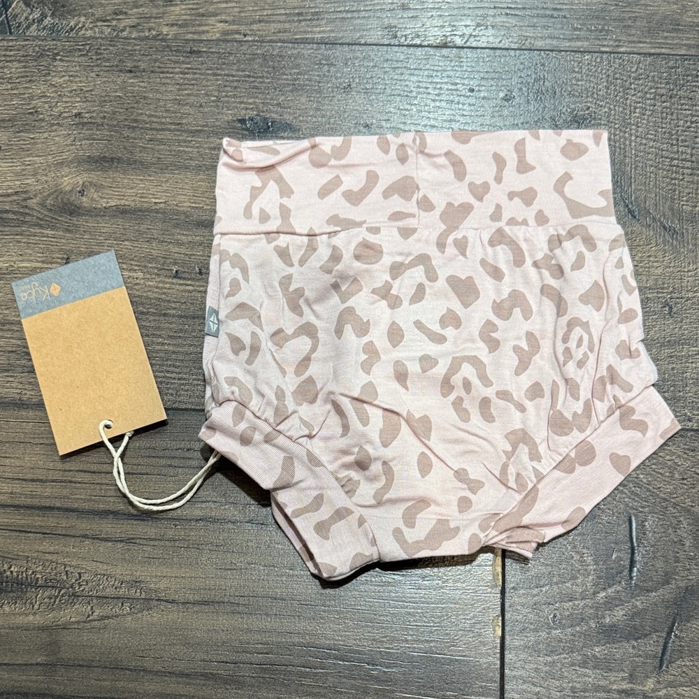 NWT Kyte BABY Bummie - Blush Leopard Big